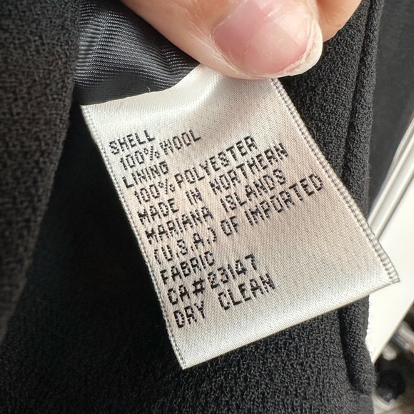 Vintage Talbots 100% Wool Classic Elegant Black Blazer Jacket Women’s Size 8 M - Picture 7 of 7